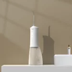 Przenośny irygator doustny ładowany przez USB, akumulatorowy irygator do strumienia wody, wodoodporny irygator do zębów IPX7